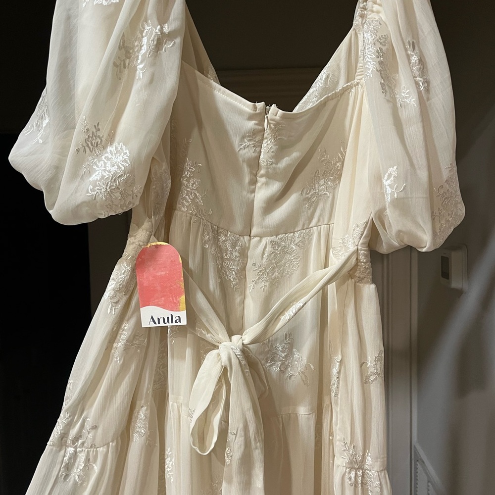 ARULA Cream Maxi Dress - Picture 6 of 9